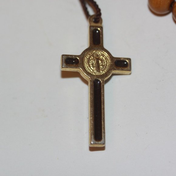 Vintage Rosary brown wood beads Crucifix Catholic Gold & Silver Tone Cross - Picture 4 of 4